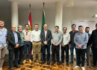 Lideranças de Praia Grande correm contra o tempo para conclisão da ponte do Rio Canoa