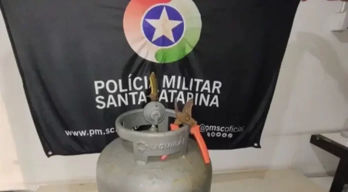 Suspeito de diversos furtos em Passo de Torres é capturado pela Polícia Militar
