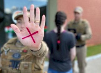 Homem é preso por agredir a companheira em Araranguá