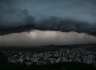 Defesa Civil alerta para temporais em Santa Catarina