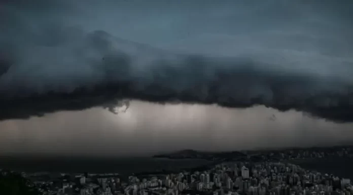 Defesa Civil alerta para temporais em Santa Catarina
