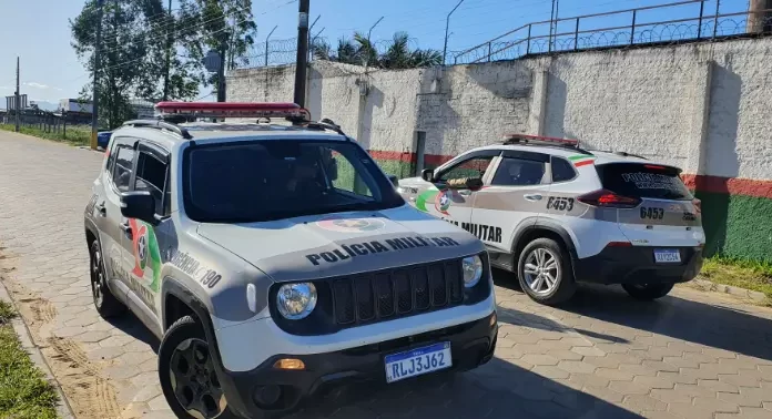 PM cumpre mandado de prisão em Balneário Gaivota