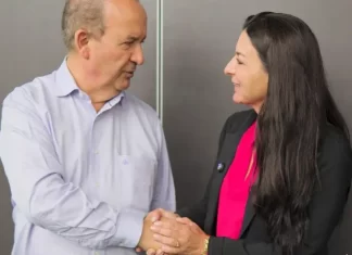 Jorginho Mello vem a Sombrio em apoio à candidatura de Gislaine Cunha