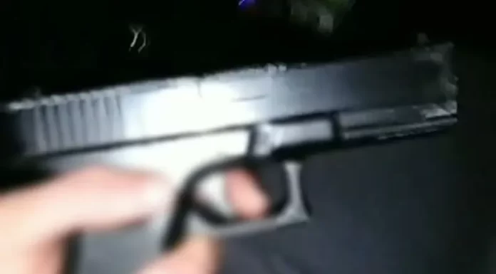 Polícia Civil de Criciúma identifica e prende dupla por roubo armado de automóvel