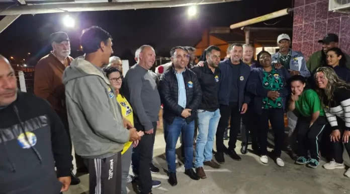 Em reunião no Nova Gaivota e Jardim Ultramar Kekinha e Jonatã apresentaram suas propostas para a cidade