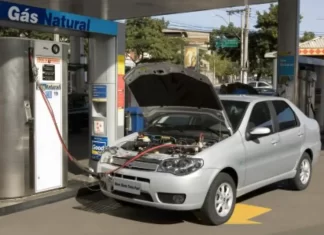 Homem abastece 69 Reais de GNV e foge sem pagar