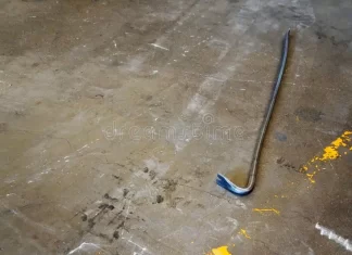 Vendedor de carro é ameaçado pé de cabra em Balneário Gaivota