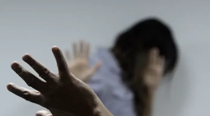 Mulher chama a PM após ser agredida pelo marido em Balneário Gaivota