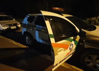 Tentativa de homicídio em Meleiro: Homem de 40 anos é preso após agredir pai e destruir casa