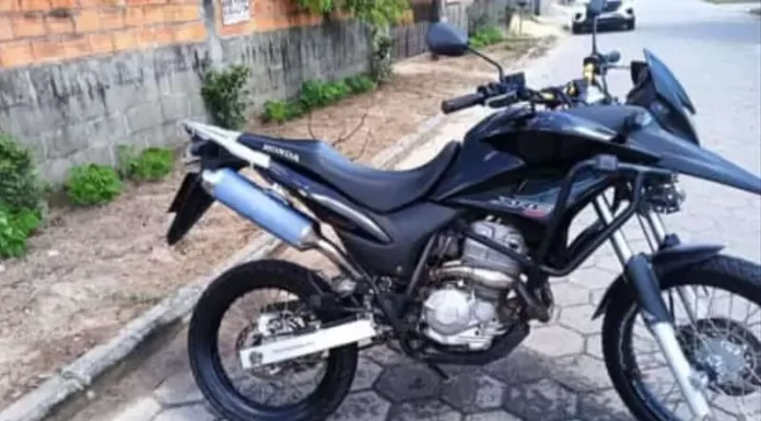 Trabalhador tem moto furtada no bairro Operária em Araranguá