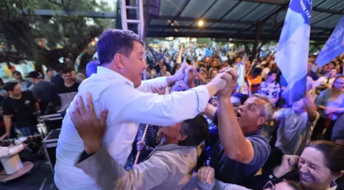Fanica, do PP, é reeleito prefeito de Praia Grande com 64,97% dos votos
