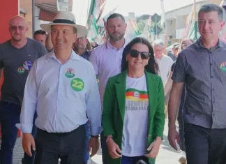 Gislaine recebe o apoio de Jorginho Mello