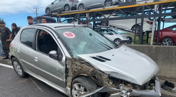 Acidente de trânsito na BR-101 em Sombrio deixa motorista ferido