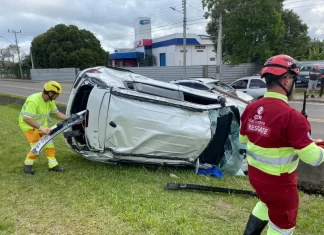 Colisão na BR-101 em Sombrio deixa dois feridos