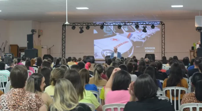 Palestra da CDL de Sombrio Inspira e Revigora Colaboradores do Comércio