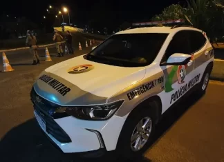 Assalto em Passo de Torres deixa jovem aterrorizado