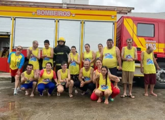 Bombeiros realizam programa Golfinho com alunos da APAE de Jacinto Machado