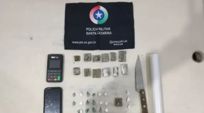 PM estoura boca de fumo em Passo de Torres