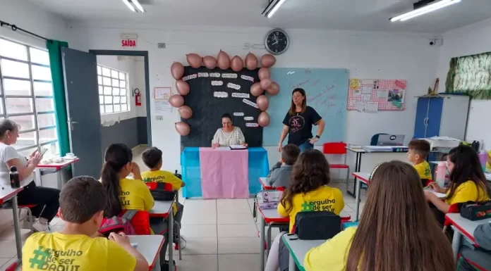 Sombrio celebra conquista do Selo Ouro de Alfabetização Infantil