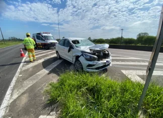 Acidente na BR-101 em São João do Sul deixa criança ferida