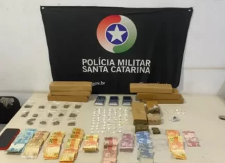 Traficantes são presos em operação com cão farejador em Praia Grande e São João do Sul