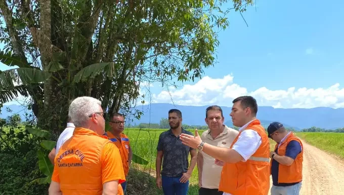 Prefeitura de São João do Sul busca parceria com Defesa Civil do estado para melhorar infraestrutura