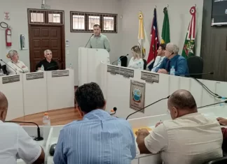 Prefeito Kekinha participa da primeira sessão da Câmara e anuncia inaugurações e novas obras para 2025