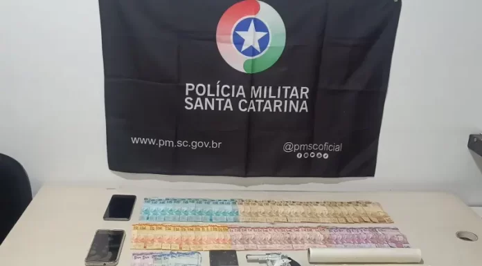 Casal é preso por tráfico de drogas em Sombrio