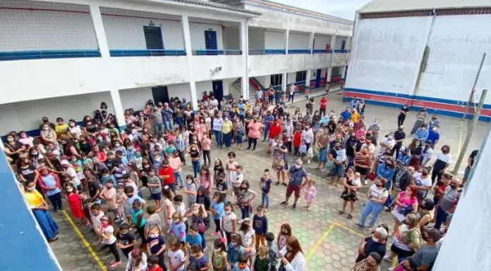 Balneário Gaivota: Quase 3 mil alunos voltam às aulas