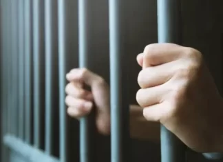 PM de Sombrio prende suspeito de homicídio durante patrulhamento