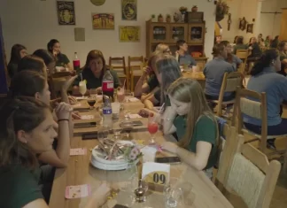 Colaboradoras Cooperja participam de bingo em homenagem ao Dia da Mulher