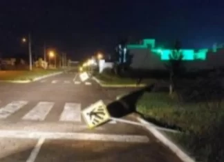 Vândalos destroem 10 placas de trânsito em Balneário Gaivota