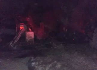 Incêndio destrói residência em Sombrio