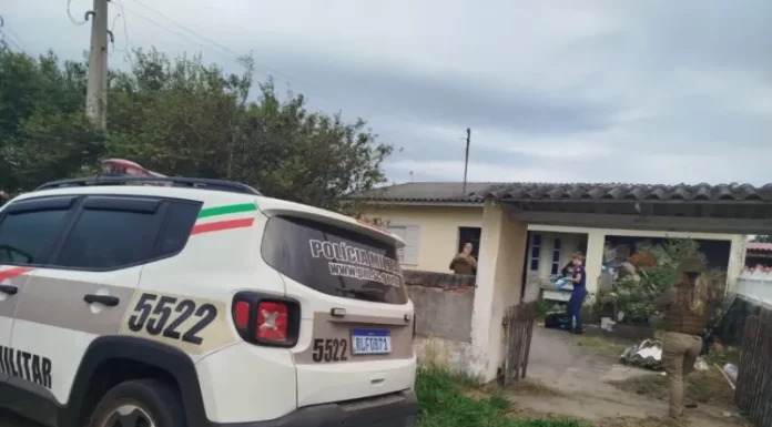 Balneário Arroio do Silva: corpo em decomposição é encontrado no interior de residência