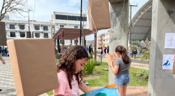 Sábado Cultural traz atrações para a Praça Central de Balneário Arroio do Silva