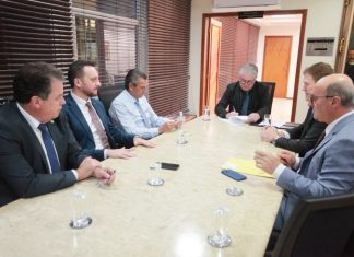 Deputados do Sul cobram solução urgente para o Morro dos Cavalos e pedem audiência com presidente Lula