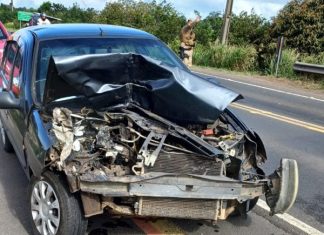 Colisão entre Carros Mobiliza Socorro na Rodovia José Tiscoski em Balneário Gaivota