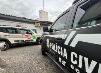 Mulher é sequestrada em Passo de Torres – dois homens são presos em flagrante