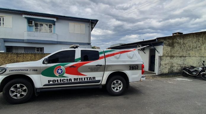 Descumpriu medida protetiva da mãe e acabou na preso