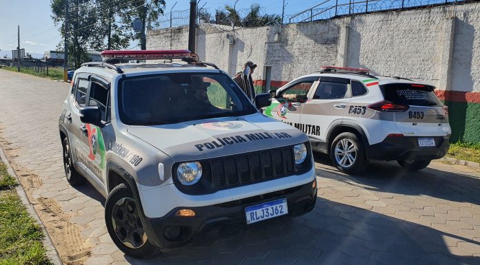 Homem com mandado de prisão é preso em Balneário Arroio do Silva