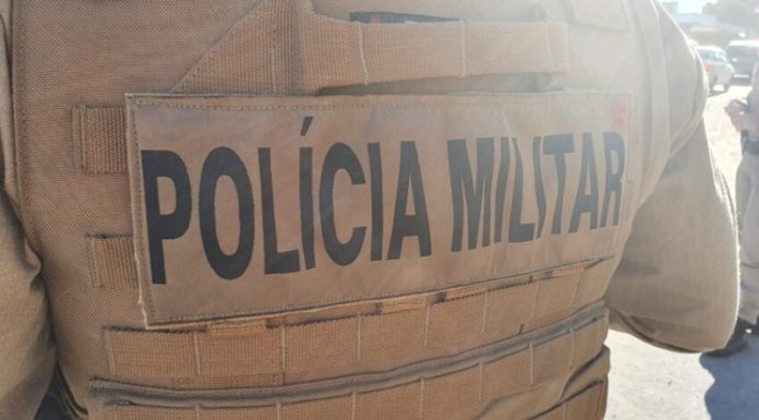 Homem é abordado pela PM e notificado sobre mandado judicial em Santa Rosa do Sul