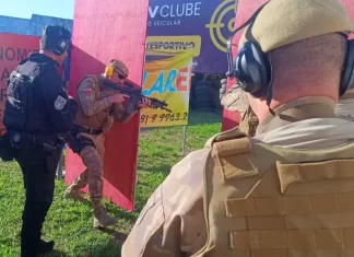 Polícia Militar capacita policiais em técnicas de combate em ambientes confinados e intervenção em crises