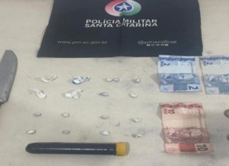Flagrante no Jardim Cibele: Mulher é pega vendendo drogas durante ocorrência da PM