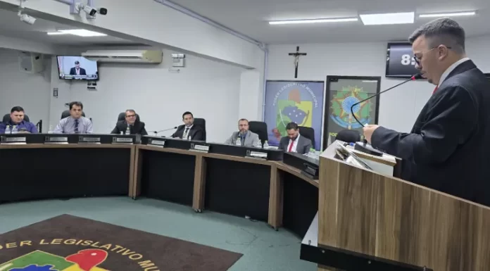 Câmara proíbe profissionais em contrato de disputar Campeonato Sombriense