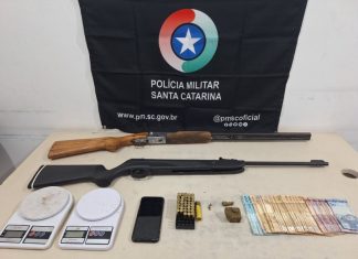 Homem é preso com arma adulterada, drogas e dinheiro em Sombrio