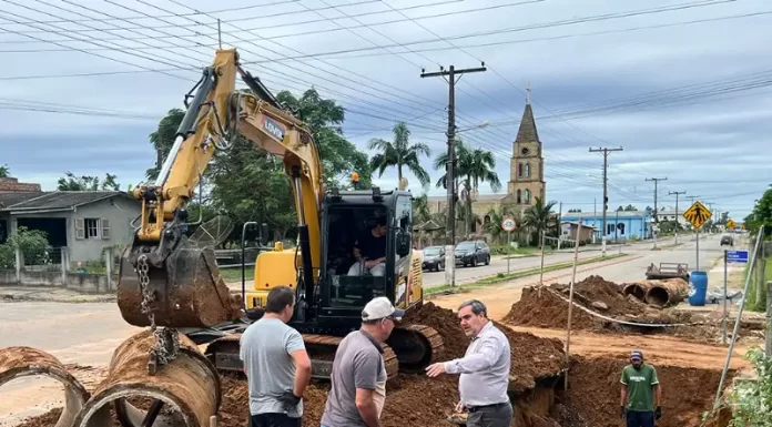 Santa Rosa do Sul: Avenida de Parque Rosita passa por recuperação