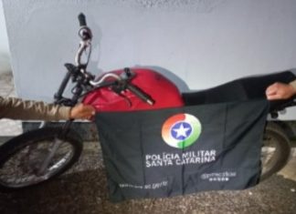 Jovem é preso com moto roubada no Arroio do Silva