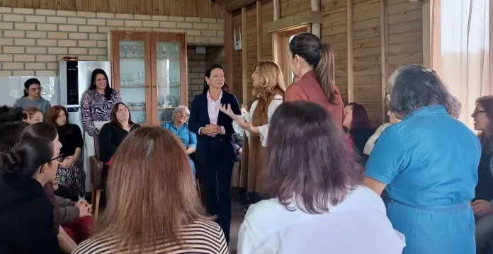 Café de Conexões: Receitas e memórias afetivas com as mulheres do projeto Colorindo Vidas