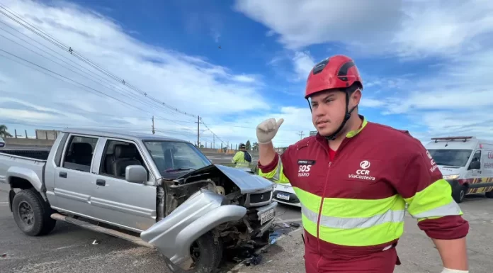 Acidente na marginal da BR-101 deixa três pessoas feridas em Sombrio