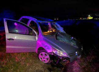 Capotamento na BR-101 em Passo de Torres deixa homem ferido